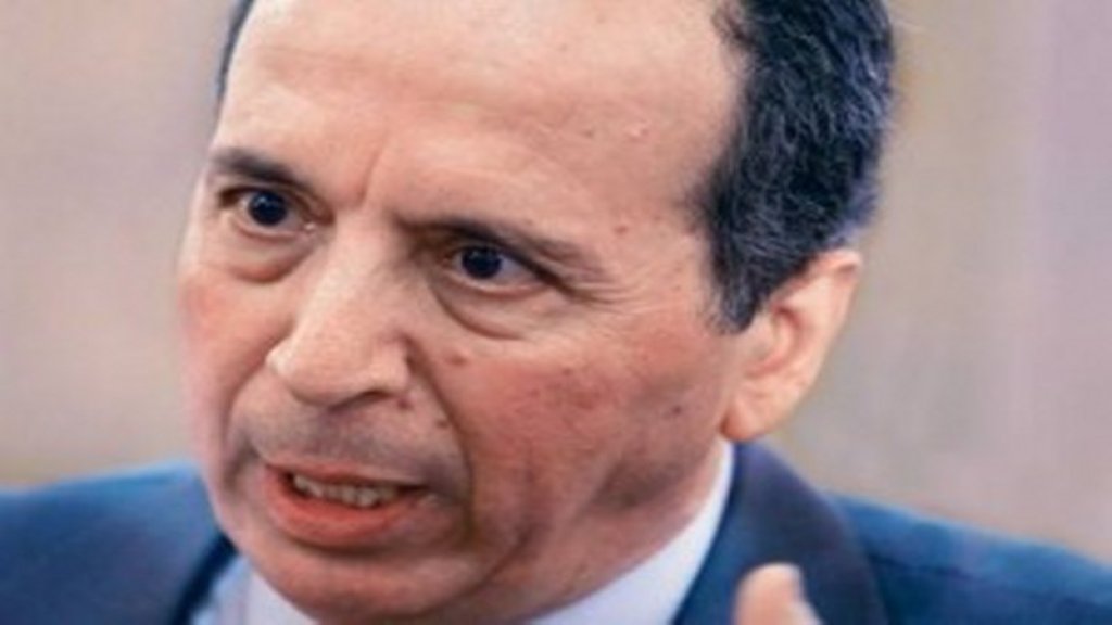 ​جميل السيد:" لا يزال معظم أهل السلطة يعيشون في عالم آخر ويتناتشون النفوذ والحصص في تأليف الحكومة...عمى السلطة ضاربهم"