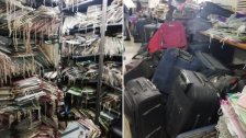 صور صادمة من السجل التجاري..الملفات مكدسة بعشوائية وبعضها موضوع في حقائب سفر!