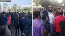 بالفيديو/مركز "OMT" الطيونة يشهد زحمة خانقة وغير مسبوقة نظرا لأنه اليوم الأخير الذي تُعطى فيه الحوالات بالدولار!