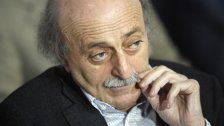 بعد الفيديوهات التي انتشرت...جنبلاط يحذف تغريدتين فجراً بعد نشرهما: "سنصمد في ارضنا في الجبال في الاودية في القرى في كل شبر من ما نملك"