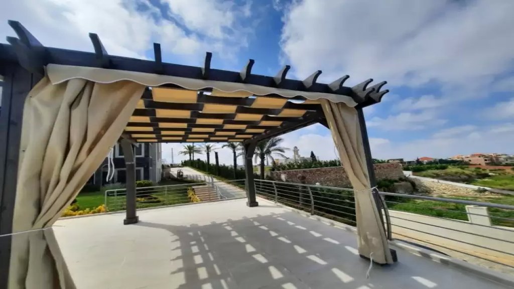 للباحثين عن فسحة راحة في محيط المنزل...اطلبوا تصميم العريشة الأنسب والأمتن من Simple Furniture Design
