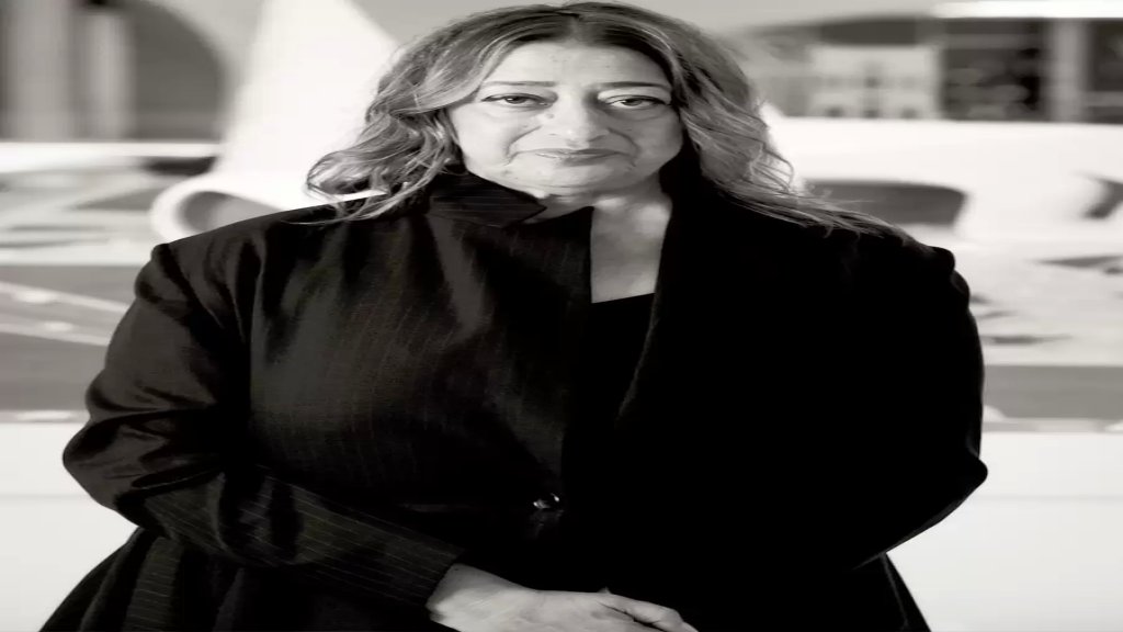 زها حديد...المعمارية العراقية التي وصلت للعالمية بتصاميمها الخارقة