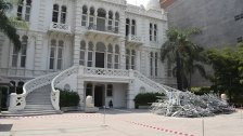 بالصور/ متحف سرسق التاريخي في بيروت ينفض غبار الانفجار عنه...الأضرار تقدر بملايين الدولارات