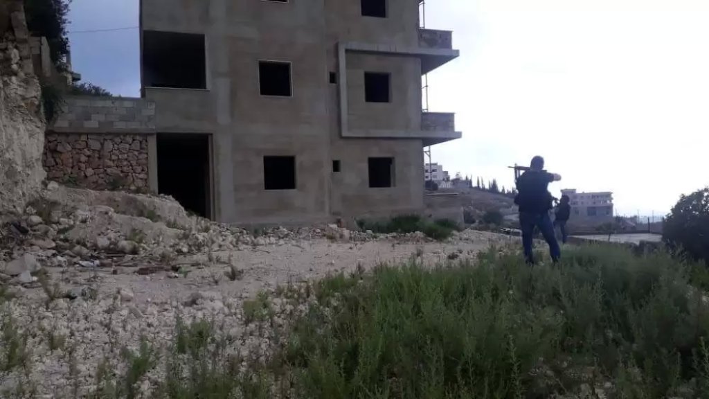 الجيش عن توقيف الإرهابي أحمد الشامي: ينتمي إلى خلية الإرهابي القتيل خالد التلاوي ومتورط بجريمة قتل العسكريين الأربعة في البداوي