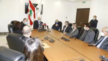 حمد حسن تسلم أجهزة PCR هبة من منظمة الصحة العالمية لمستشفيات حكومية وللجامعة اللبنانية