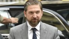 النائب فيصل كرامي: "الاستقواء على شخص الرئيس دياب لا يخدم التحقيق ولا يخدم العدالة ويشكل تطاولا غير مقبول لموقع رئاسة مجلس الوزراء"