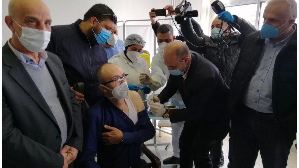 وزير الصحة: أتمنى أن نلتزم كل المعايير وفق خطة التلقيح وألا نتجاوزها بتمرير بعض المحسوبيات من قبل البعض