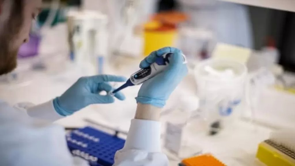 تطوّرات فيروس كورونا.. سلالة جديدة "تراوغ الفحوص" وتُظهر النتائج سلبية