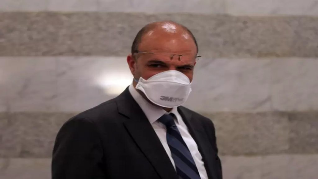 حمد حسن: شهد لقاح استرازينيكا اقبالاً جيداً جداً في لبنان وندعو اللبنانيين ألا ينجروا للتهويل 