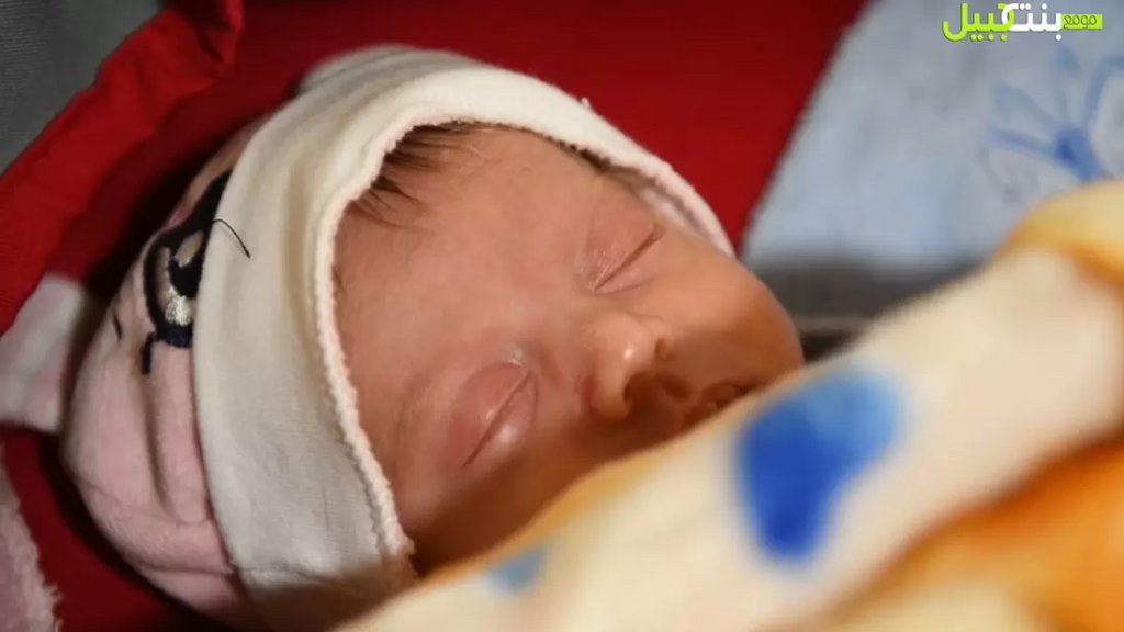 عن حلم دلال بالأمومة الذي أبصر النور بعد 18 سنة وخطفه فيروس كورونا..حكاية الزوجين أحمد ودلال والتوأم زهراء وروزلين