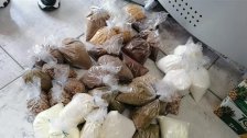 إخفاء وإفراغ مواد غذائية مدعومة وتوضيبها بأكياس أخرى.. إشكال وتضارب وإقفال سوبرماركت في المنية