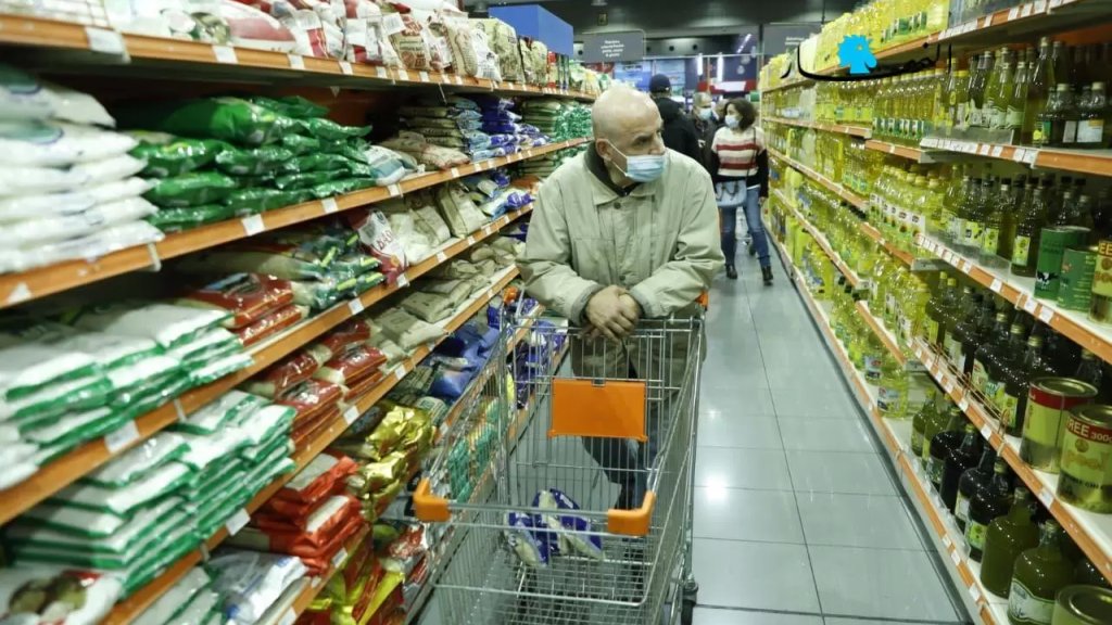 ارتفاع خيالي...350% زيادة في أسعار سلع أساسية تحتاج إليها الأسر في لبنان بشكل دائم في 4 أشهر فقط!