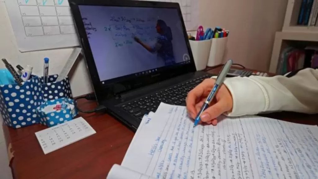 مدراء مدارس لا سيما في الشمال يوقفون دروس "الاونلاين" عن عدد من الطلاب بسبب عدم تسديد ذويهم الاقساط!