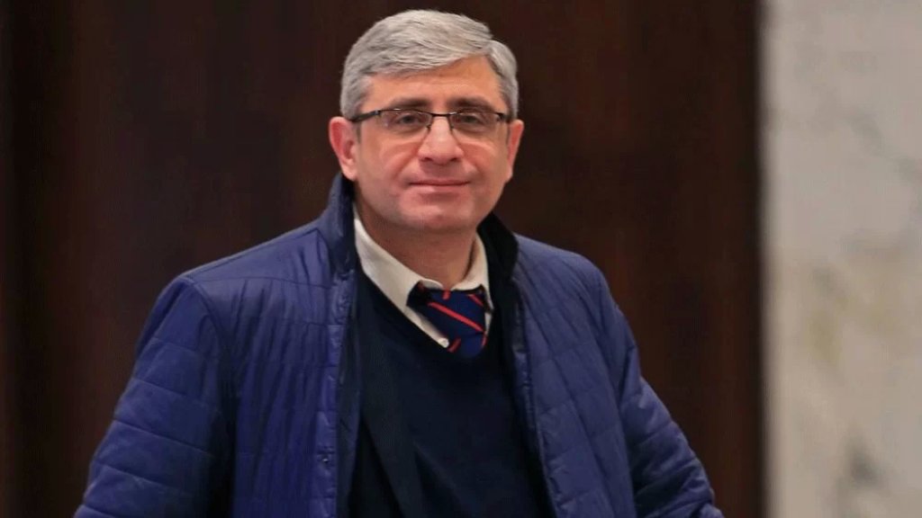 وزير التربية: تعطل الثانويات والمدارس والمعاهد ابتداء من صباح الخميس 13 أيار لغاية مساء الأحد 16 أيار بمناسبة عطلة عيد الفطر 