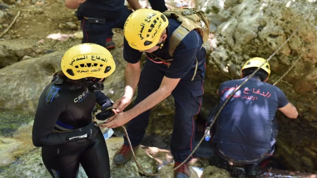 بالصور/ عمليات البحث متواصلة عن الشاب هادي حكيم الذي فقد منذ ١٤ نيسان الماضي في مجرى نهر الجوز /بيت شلالا في قضاء البترون