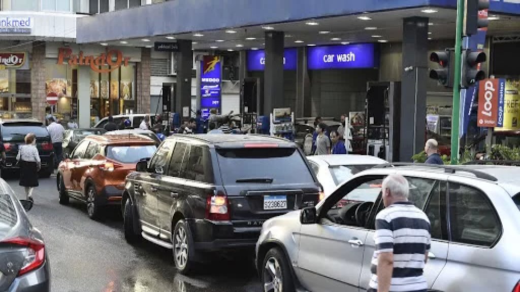 أبو شقرا عن كمية المحروقات التي يتم تسليمها: لا حول ولا قوة.. لا تكفي حاجة السوق وهي بالقطّارة