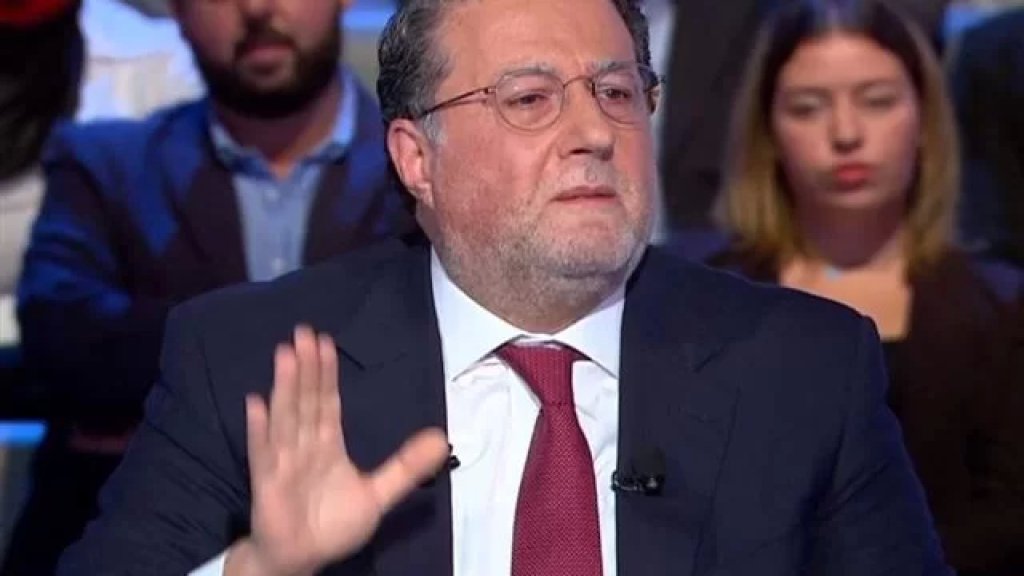 شقير: خسارتنا لمؤسساتنا وخيرة كفاءاتنا سيؤدي حتماً الى خسارة لبنان أهم ميز تفاضلية ما يشكل ضربة قاضية لإقتصادنا الوطني وموقعنا في المنطقة.. لنتحمل المسؤولية إن اقتضى الأمر باللحم الحي