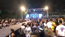 بالفيديو/ في بيروت.. السهرة عامرة "وولا نص كمامة" !