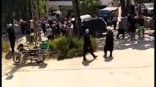 بيان الجيش اللبناني: أوقفت وحدة من الجيش في بلدة شويّا أربعة أشخاص قاموا بإطلاق الصواريخ وضبطت الراجمة المستخدمة في العمليّة