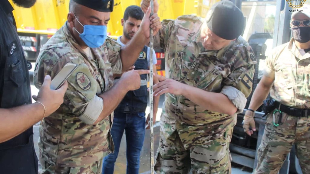 بالصور/ الجيش اللبناني: مصادرة ١٩ الف ليتر من مادة البنزين من محطة وقود في بلدة رميش الجنوبية