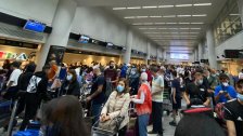 "هذا البلد ليس لنا".. لبنانيون يودعون أبناءهم في المطار ويرجونهم عدم العودة!