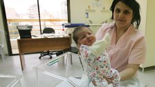 نصف المؤهّلين للزواج عزفوا عن هذه الخطوة: تراجع الولادات بعد الأزمة بأكثر من 15%.. اللبنانيون نحو &laquo;العُقم الطوعي&raquo;!
