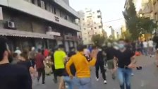 فيديوهات متداولة على أنها توثق بداية ما حصل في الطيونة ليتبين أنها تعود لإشكال قديم وقع قبل أكثر من سنة!