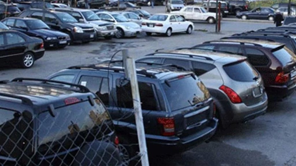 كوارث قطاع السيارات المستوردة في لبنان: إقفال حوالى 1700 معرض من أصل 2200