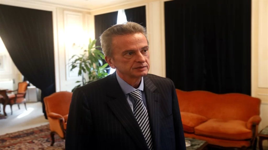 مصرف لبنان يستأجر شقّة من الحاكم في باريس: &laquo;متران مربّعان&raquo; بنصف مليون دولار