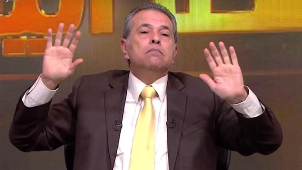 بالفيديو/ الاعلامي المصري الشهير توفيق عكاشة.. باع عفش منزله وصار "عالحديدة"!
