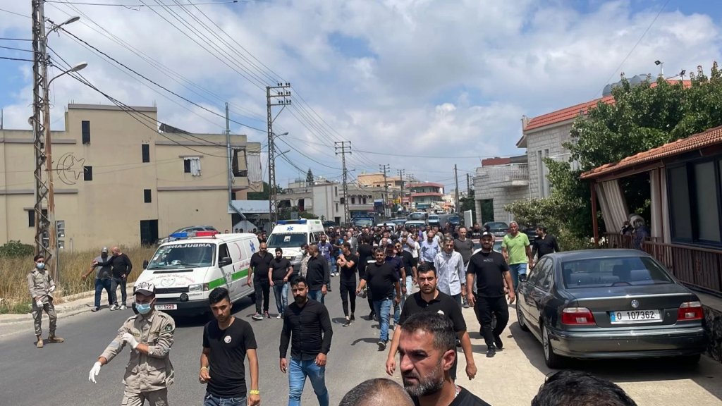 الدوير ودّعت الشاب أسامة قبيسي الذي سقط جراء الاشكال الذي وقع منذ يومين.. وشقيقاه طالبا بالاسراع في محاكمة الجاني