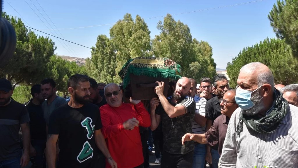 صنع من حياته البسيطة سيرة طيبة.. بنت جبيل تودّع ابنها الخلوق الشاب يحيى بزي (صور وفيديو) 