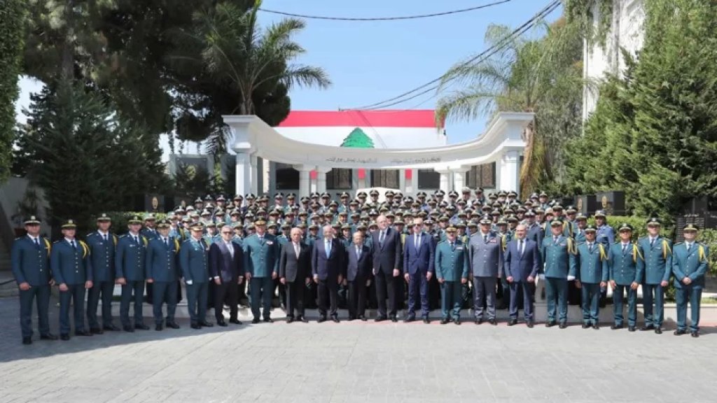 المرة الأولى التي يتساوى فيها عدد الضباط الذكور مع الضباط الاناث.. الرئيس عون ترأس تخريج دورة "مئوية الكلية الحربية": آمنوا بمستقبل بلدكم واسعوا إلى جعله أفضل لكم ولأبناء الوطن كافة