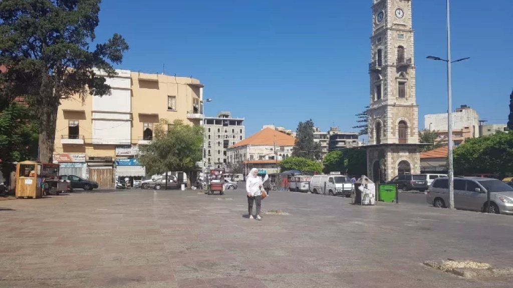 شرطة بلدية طرابلس تزيل العربات والبسطات من ساحة التل