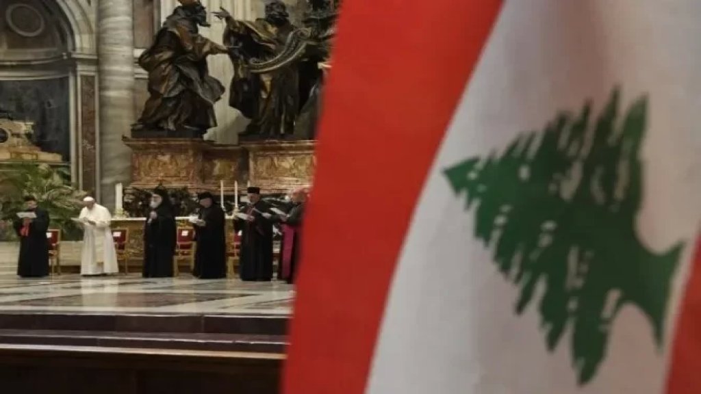 البابا فرنسيس يذكر لبنان خلال الصلاة في كنيسة القلب الأقدس في البحرين