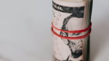 بعد الإرتفاع الصاروخي للدولار.. مصرف لبنان أعلن رفع سعر صيرفة إلى 38000