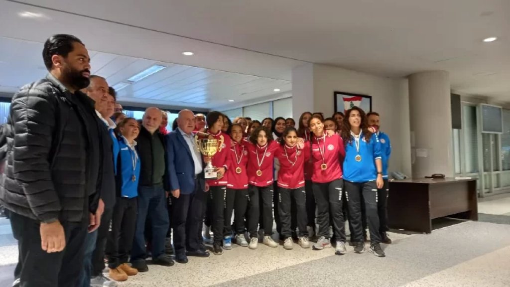 بعد فوزها ببطولة اتحاد غرب آسيا في الأردن.. بعثة منتخب لبنان للناشئات بكرة القدم تصل إلى بيروت