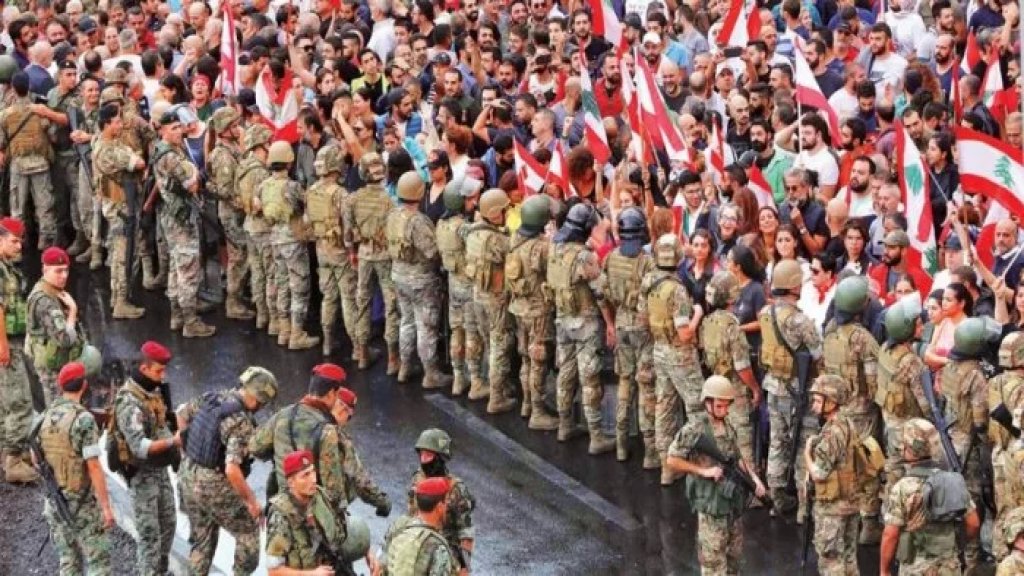 رسالة الجيش للجميع: قطع الطرقات ممنوع ولا "عَسكَر" ينفّذ إلّا "أمر" القائد