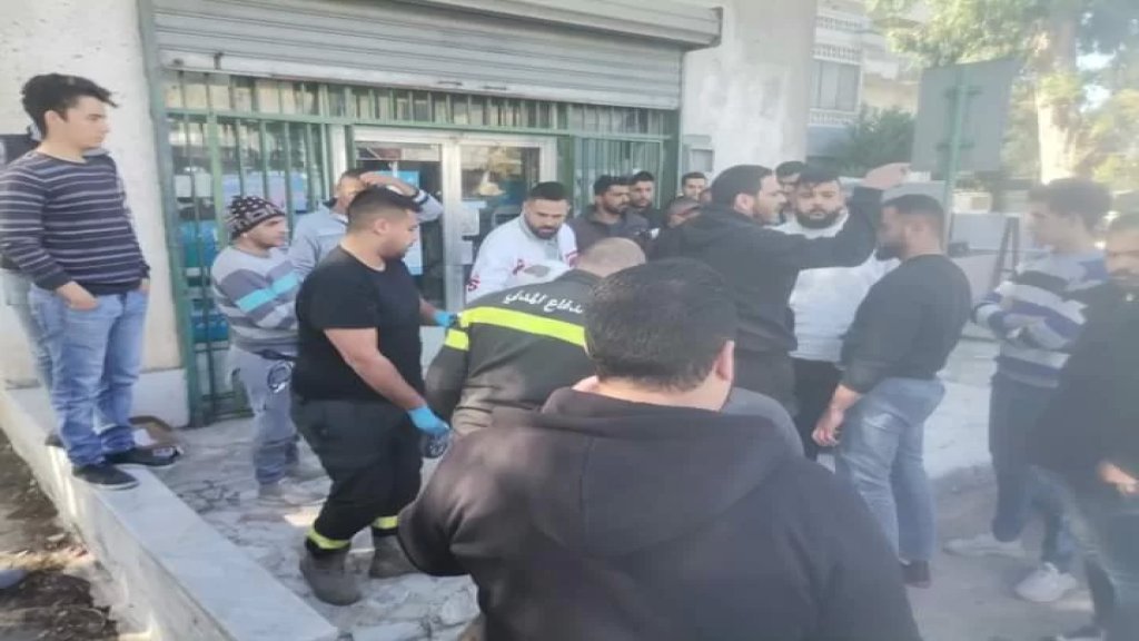 شبان يتعرّضون لإعتداء في مدينة صور أثناء قدومهم لبيع سيارتهم.. ضرب وسرقة هواتفهم ومحافظهم وسيارتهم ومبلغ مالي كبير!