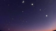 "موكب الكواكب".&rlm;.. 5 كواكب ستصطف بقرب القمر هذا الأسبوع في حدث فلكي نادر ومميز لن يتكرر إلاّ في 2040