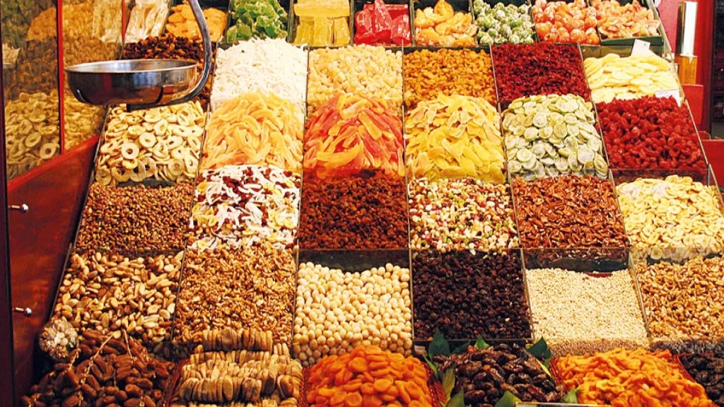 تركيا تجني 1.1 مليار دولار من تصدير الفواكه المجففة في 2023!