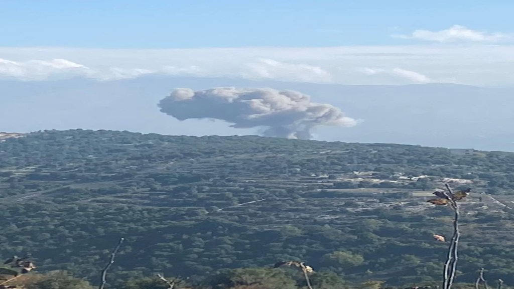 بالفيديو/ غارة إسرائيلية على أطراف الريحان