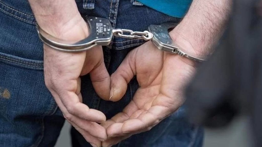"متهم بالاتجار بالبشر".. بقبضة قوى الأمن! 