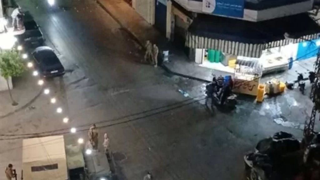 بسبب عدم حصوله على نصف فروج مشوي.. شخص يطلق النار عشوائيا في طرابلس ويترك فتى مصابا بحالة حرجة!