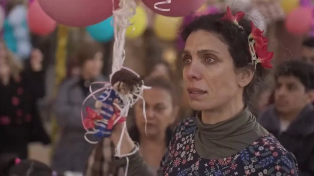سينتيا كرم تخطف الأضواء.. مشهد موت "عدلا" في مسلسل "بالدم" يتصدر مواقع التواصل!
