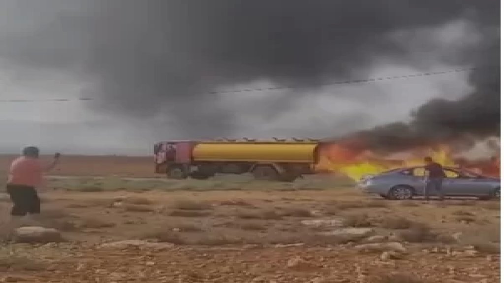 بالفيديو/ اندلاع النيران بصهريج محروقات في حوش السيد علي - الهرمل