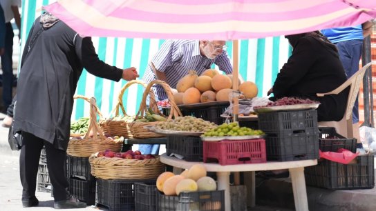 بالفيديو والصور/ عشية عيد الاضحى...سوق الخميس في بنت جبيل يستعيد بعضاً من نبضه