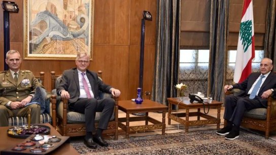 الرئيس بري: لبنان متمسك بالشرعية الدولية من خلال إستمرار قوة &quot;اليونيفيل&quot; في جنوب لبنان وبأن يبادر المجتمع الدولي ومجلس الأمن الى التمديد لها لولاية جديدة