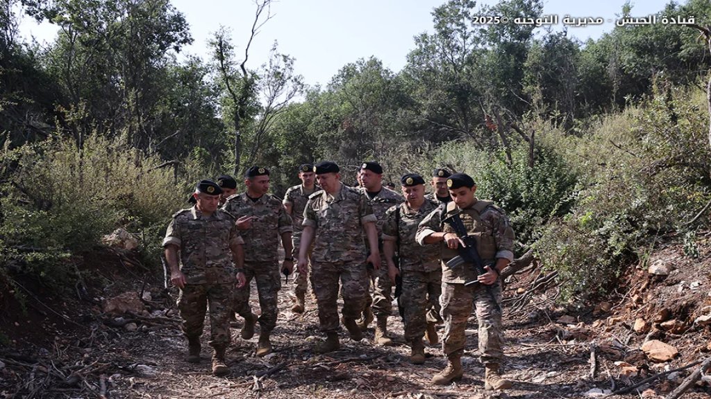 بالصور/ العماد هيكل تفقد موقع انفجار الذخائر في وادي زبقين 