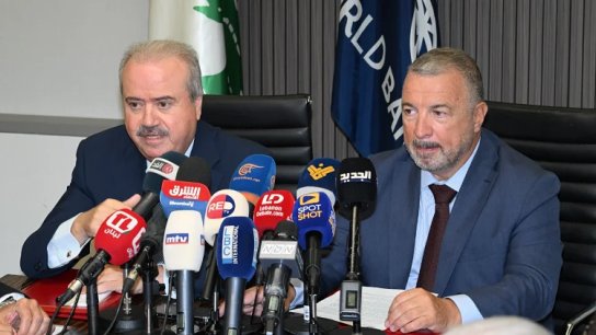 وزير المالية يوقع قرضاً مقدماً من البنك الدولي بقيمة 250 مليون دولار مخصصاً لإعادة إعمار البنى التحتية في المناطق التي تضررت جراء الاعتـــd|ءات الإسرائيلية على لبنان